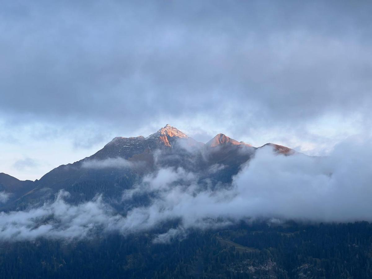 Casa Campanula Villa Laax Bagian luar foto