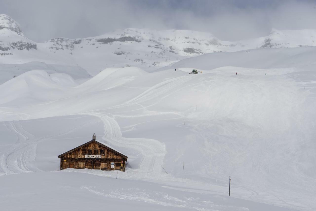 Casa Campanula Villa Laax Bagian luar foto